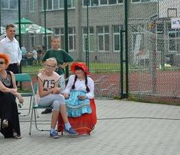 Zdjęcie z galerii: Piknik rodzinny zorganizowany przez Ośrodek Szkolno Wychowawczy pod hasłem,, Odczarować Majową'
