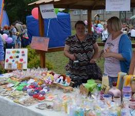 Zdjęcie z galerii: Piknik rodzinny zorganizowany przez Ośrodek Szkolno Wychowawczy pod hasłem,, Odczarować Majową'