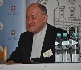 Zdjęcie z galerii: 	Obrady 1050-Lecia Chrztu Polski