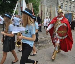 Zdjęcie z galerii: 	Św. Antoni z Padwy patronem Powiatu Tomaszowskiego i Miasta Tomaszowa Mazowieckiego