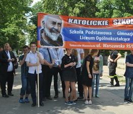 Zdjęcie z galerii: 	Św. Antoni z Padwy patronem Powiatu Tomaszowskiego i Miasta Tomaszowa Mazowieckiego