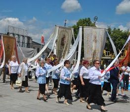 Zdjęcie z galerii: 	Św. Antoni z Padwy patronem Powiatu Tomaszowskiego i Miasta Tomaszowa Mazowieckiego