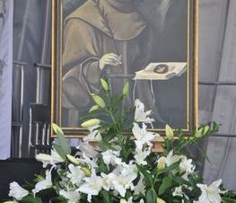 Zdjęcie z galerii: 	Św. Antoni z Padwy patronem Powiatu Tomaszowskiego i Miasta Tomaszowa Mazowieckiego