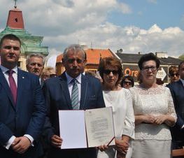 Zdjęcie z galerii: 	Św. Antoni z Padwy patronem Powiatu Tomaszowskiego i Miasta Tomaszowa Mazowieckiego