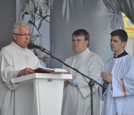 Zdjęcie z galerii: 	Św. Antoni z Padwy patronem Powiatu Tomaszowskiego i Miasta Tomaszowa Mazowieckiego