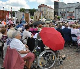 Zdjęcie z galerii: 	Św. Antoni z Padwy patronem Powiatu Tomaszowskiego i Miasta Tomaszowa Mazowieckiego