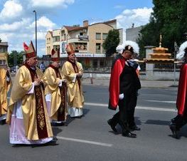 Zdjęcie z galerii: 	Św. Antoni z Padwy patronem Powiatu Tomaszowskiego i Miasta Tomaszowa Mazowieckiego