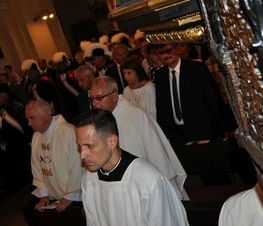 Zdjęcie z galerii: 	Św. Antoni z Padwy patronem Powiatu Tomaszowskiego i Miasta Tomaszowa Mazowieckiego