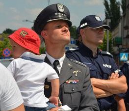 Zdjęcie z galerii: 	Obchody Świąta 25 Brygady Kawalerii Powietrznej oraz występy w ramach Dni Tomaszowa