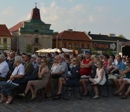 Zdjęcie z galerii: 	Obchody Świąta 25 Brygady Kawalerii Powietrznej oraz występy w ramach Dni Tomaszowa