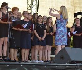 Zdjęcie z galerii: 	Obchody Świąta 25 Brygady Kawalerii Powietrznej oraz występy w ramach Dni Tomaszowa