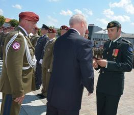 Zdjęcie z galerii: 	Obchody Świąta 25 Brygady Kawalerii Powietrznej oraz występy w ramach Dni Tomaszowa