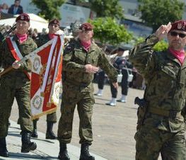 Zdjęcie z galerii: 	Obchody Świąta 25 Brygady Kawalerii Powietrznej oraz występy w ramach Dni Tomaszowa