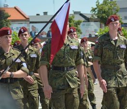 Zdjęcie z galerii: 	Obchody Świąta 25 Brygady Kawalerii Powietrznej oraz występy w ramach Dni Tomaszowa