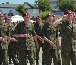 Zdjęcie z galerii: 	Obchody Świąta 25 Brygady Kawalerii Powietrznej oraz występy w ramach Dni Tomaszowa