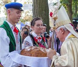 Zdjęcie z galerii: Dożynki Prezydenckie w Spale 2016