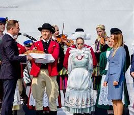 Zdjęcie z galerii: Dożynki Prezydenckie w Spale 2016