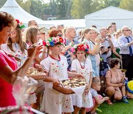 Zdjęcie z galerii: Dożynki Prezydenckie w Spale 2016