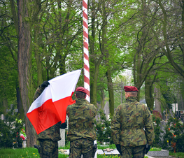 Zdjęcie z galerii: Obchody 72. Rocznicy Zakończenia II Wojny Światowej