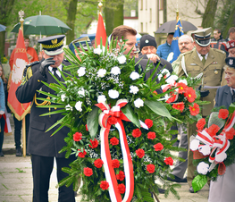 Zdjęcie z galerii: Obchody 72. Rocznicy Zakończenia II Wojny Światowej