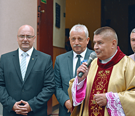 Zdjęcie z galerii: Dożynki Powiatowe Ujazd 2017