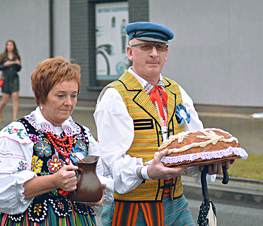 Zdjęcie z galerii: Dożynki Powiatowe Ujazd 2017