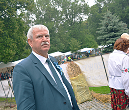 Zdjęcie z galerii: Dożynki Powiatowe Ujazd 2017