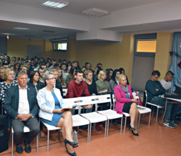 Zdjęcie z galerii: Narodowe Czytanie 'WESELA' S. Wyspiańskiego w ZSP nr 1