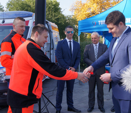 Zdjęcie z galerii: Nowe ambulanse w Tomaszowskim Centrum Zdrowia
