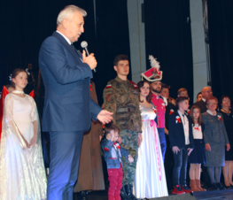 Zdjęcie z galerii: Widowisko 'Leć orle biały'