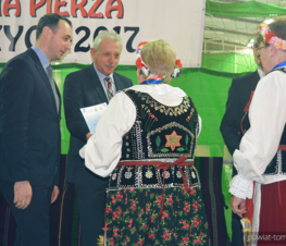 Zdjęcie z galerii: Powiatowy konkurs darcia pierza
