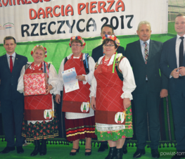 Zdjęcie z galerii: Powiatowy konkurs darcia pierza