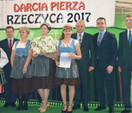 Zdjęcie z galerii: Powiatowy konkurs darcia pierza