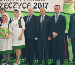 Zdjęcie z galerii: Powiatowy konkurs darcia pierza