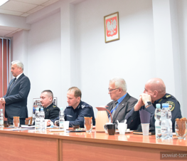 Zdjęcie z galerii: Powiatowi Komendanci Policji i Straży Pożarnej podsumowali 2017 rok