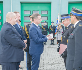 Zdjęcie z galerii: Przekazanie wozów strażackich