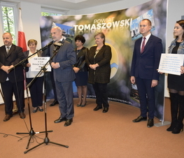 Zdjęcie z galerii: Dodatkowe środki dla Domów Pomocy Społecznej