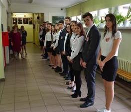 Zdjęcie z galerii: Uroczystość z okazji Dnia Edukacji Narodowej