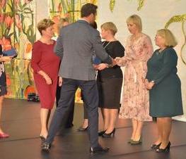 Zdjęcie z galerii: Uroczystość z okazji Dnia Edukacji Narodowej