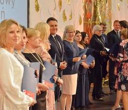 Zdjęcie z galerii: Uroczystość z okazji Dnia Edukacji Narodowej