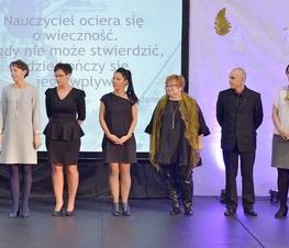 Zdjęcie z galerii: Uroczystość z okazji Dnia Edukacji Narodowej
