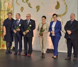 Zdjęcie z galerii: Uroczystość z okazji Dnia Edukacji Narodowej