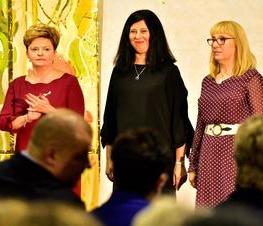 Zdjęcie z galerii: Uroczystość z okazji Dnia Edukacji Narodowej