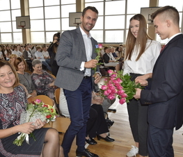 Zdjęcie z galerii: Nauczycielskie „Złote Pióra” wręczono w ZSP nr 8