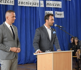 Zdjęcie z galerii: Nauczycielskie „Złote Pióra” wręczono w ZSP nr 8