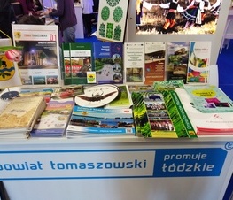 Zdjęcie z galerii: Powiat na targach World Travel Show 2019