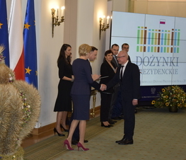 Zdjęcie z galerii: Spotkanie z udziałem Pary Prezydenckiej podsumowujące tegoroczne Dożynki Prezydenckie w Spale 