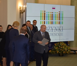 Zdjęcie z galerii: Spotkanie z udziałem Pary Prezydenckiej podsumowujące tegoroczne Dożynki Prezydenckie w Spale 