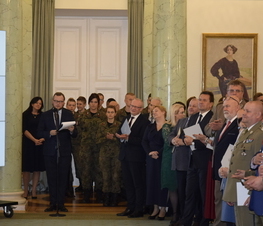 Zdjęcie z galerii: Spotkanie z udziałem Pary Prezydenckiej podsumowujące tegoroczne Dożynki Prezydenckie w Spale 