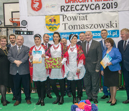 Zdjęcie z galerii: Darły pierze w Rzeczycy
